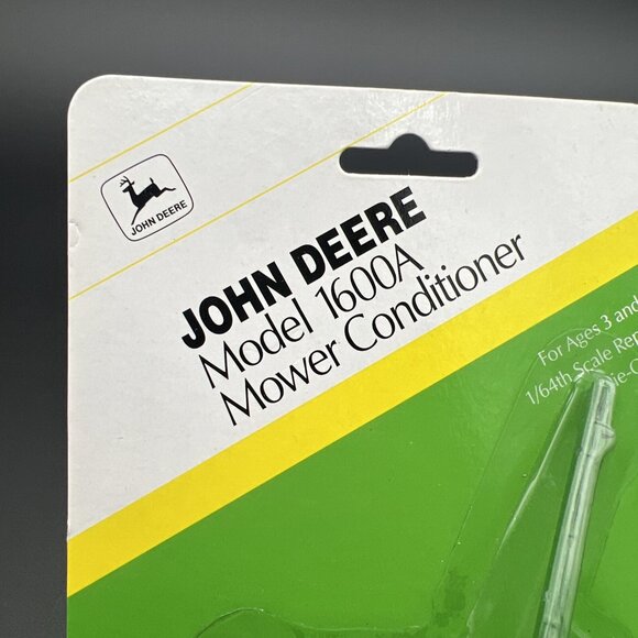 1996 - 1/64 John Deere Model 1600A Mower Conditioner - Picture 2 of 10